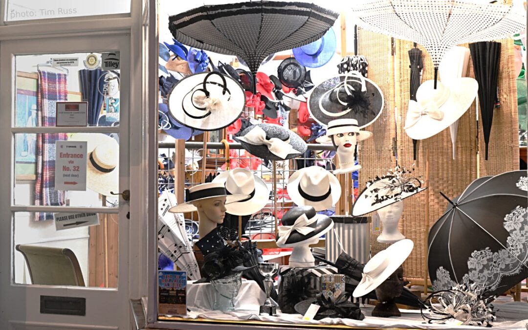 A Carnival of Hats!